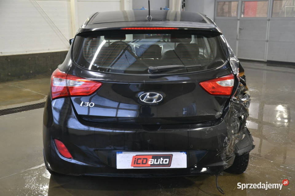 Hyundai i30 14 benzyna 100 ledy klimatyzacja Kęty sprzedam