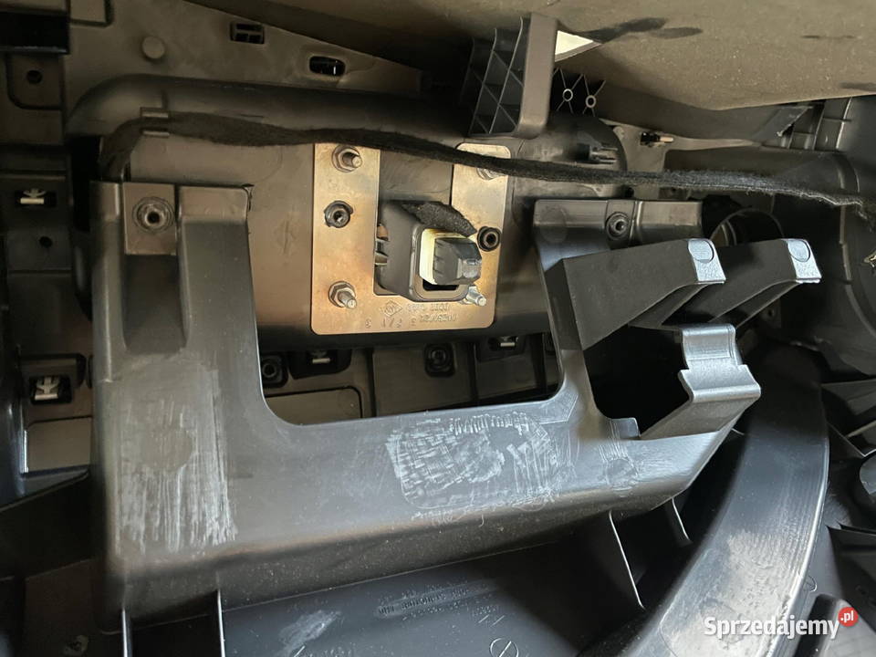 KONSOLA DESKA AIRBAG DACIA LOGAN MCV II Barwałd Dolny