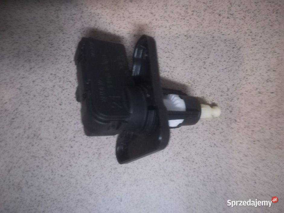 Silniczek lampy Citroen C4 Peugeot osobowe Gostyń