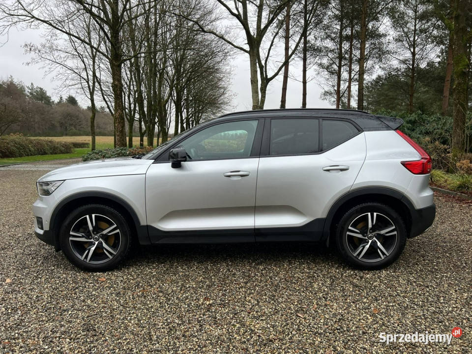 Volvo XC 40 2000cm3 Sadlno