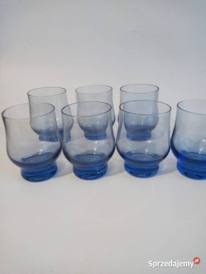 Kieliszki niebieskie z PRLu Szczecinek