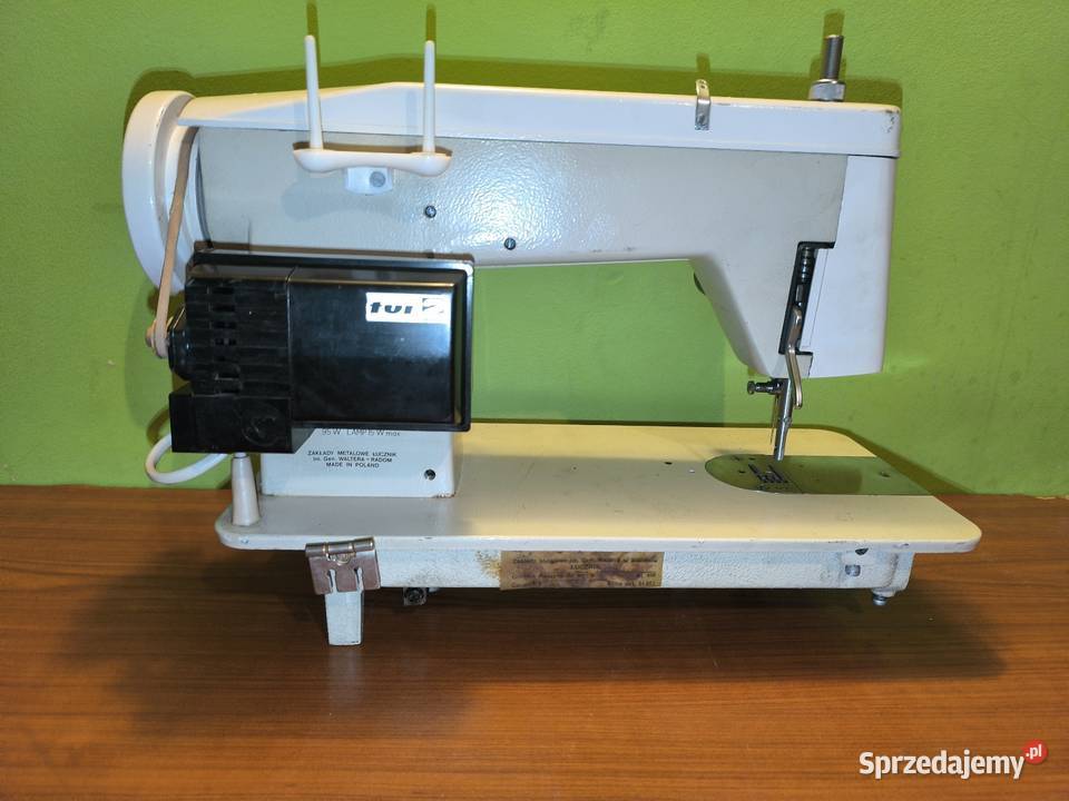 Maszyna do szycia łucznik TUR2 466 PRL AGD drobne Cieszyn