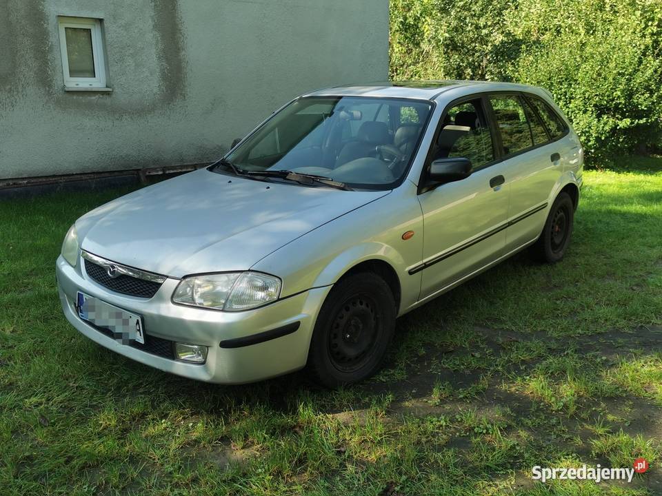 Mazda 323f 20 nieuszkodzony Kampinos