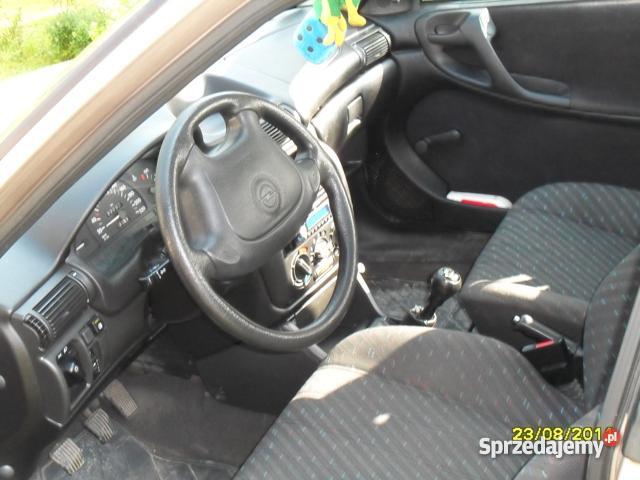 Opel astra classic 2000r poj14 Koniaków sprzedam