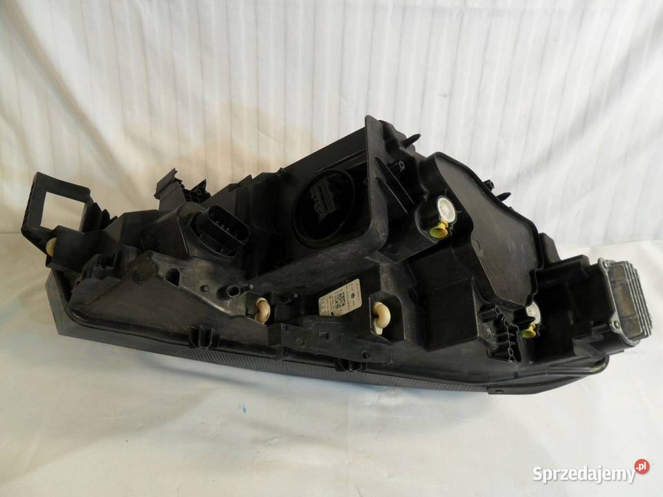 Vw ID4 Lampa przednia prawa osobowe Nowy Tomyśl