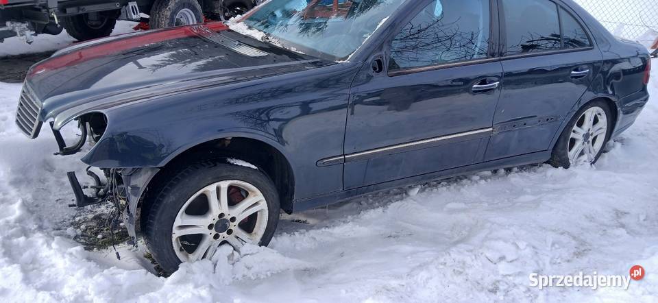 Mercedes w211 32 cdi 2004W całości na części Rok produkcji 2004 Chełm