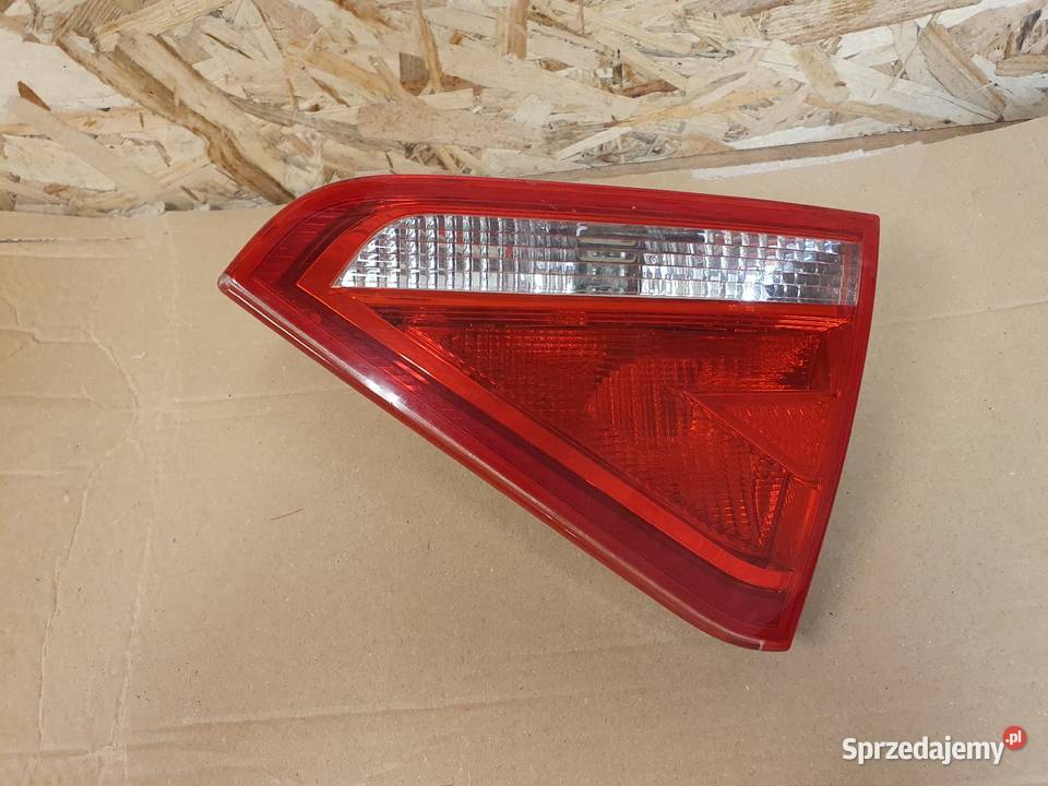 AUDI A5 8T0 LAMPA PRAWA TYLNA PRAWY TYŁ W KLAPĘ Prawe Międzychód