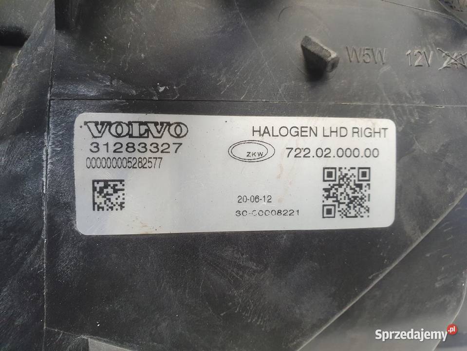 VOLVO V40 II 1219r PRZEDNIA LAMPA PRAWA PRAWY lubelskie Janów sprzedam