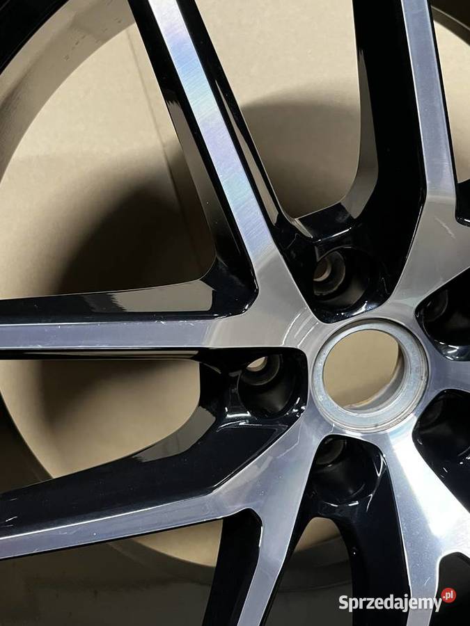 Oryginalna felga Porsche Macan III 10J x 20 ET19 Gostyń