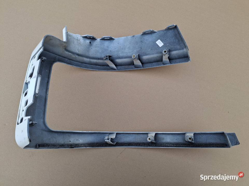 SCANIA R S OKULAR REFLEKTORA LEWY RAMKA LEWA lubuskie Bieleń