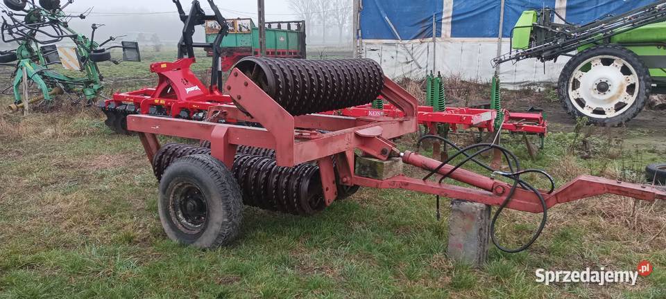 Wał posiewny ciągany Drobin