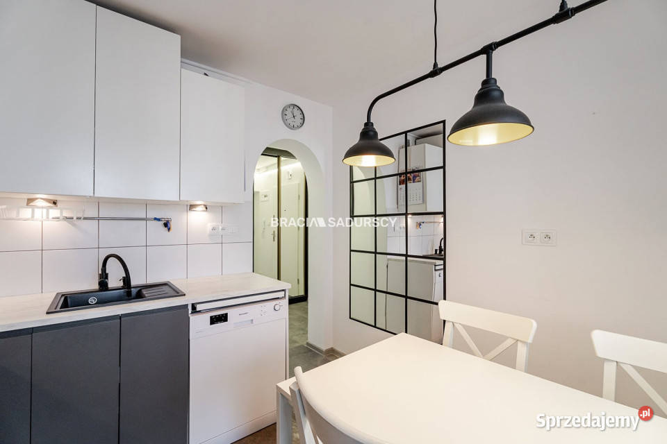 Mieszkanie 445m2 2 pokojowe Kraków Lipska cegła małopolskie sprzedam