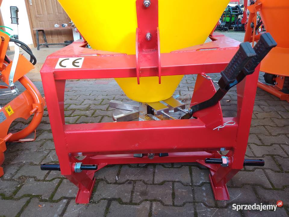rozsiewacz Demarol 300l sprzedam