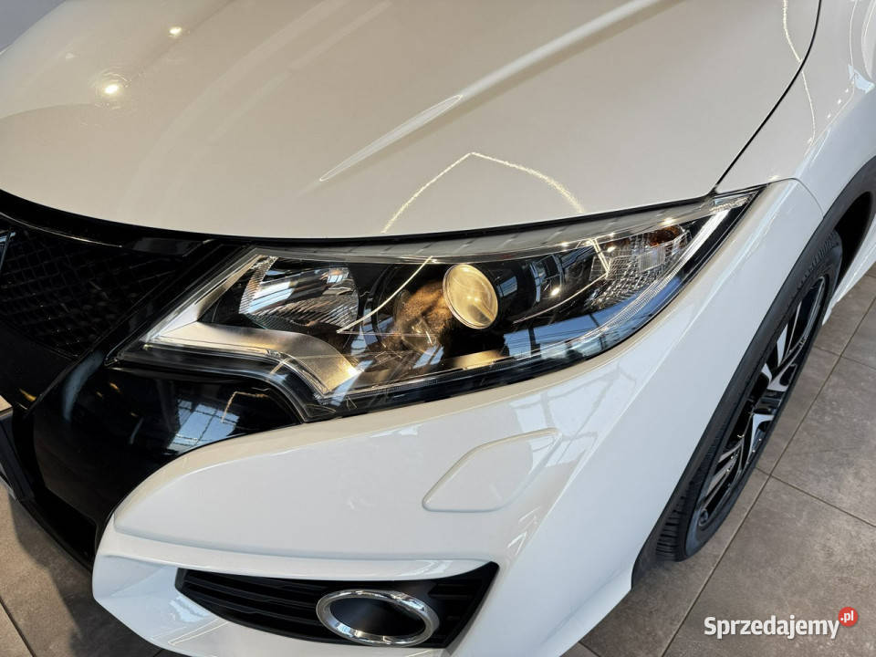 Honda Civic 14 99 M6 2016 r salon hak przebieg Myślenice sprzedam