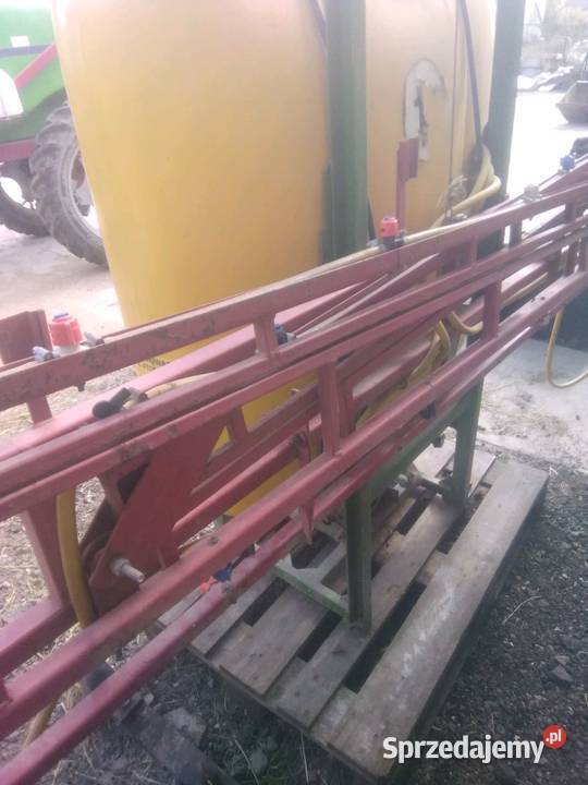 Opryskiwacz zawieszany Baruchowo