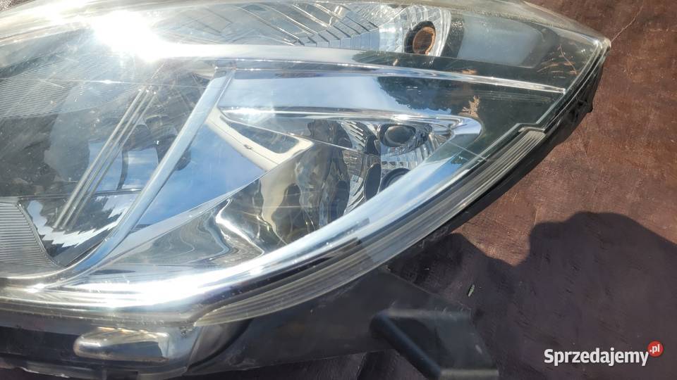 DACIA DOKKER LODGY LAMPA LEWA PRZÓD REFLEKTOR osobowe Ruda Śląska sprzedam