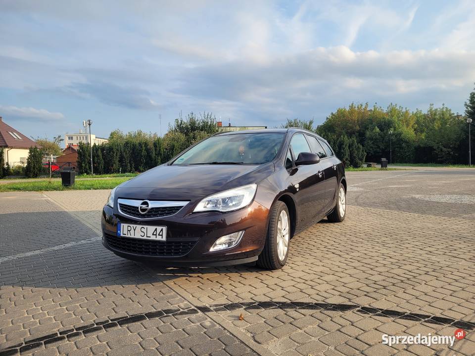 Opel Astra J Sports Tourer 150 Jahre 14 turbo centralny zamek Astra lubelskie Dęblin