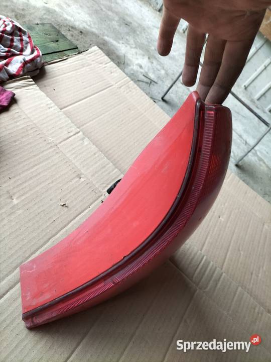 Renault Clio II 2 LAMPA TYŁ TYLNA PRAWA