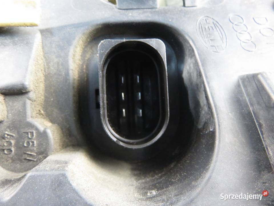 LAMPA LEWA TYLNA AUDI A4 B6 8E0945095 sprzedam