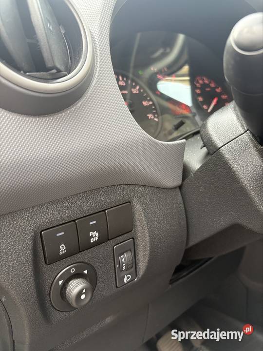 Citroen Berlingo 16 hdi 100 3 osobowy Bochnia