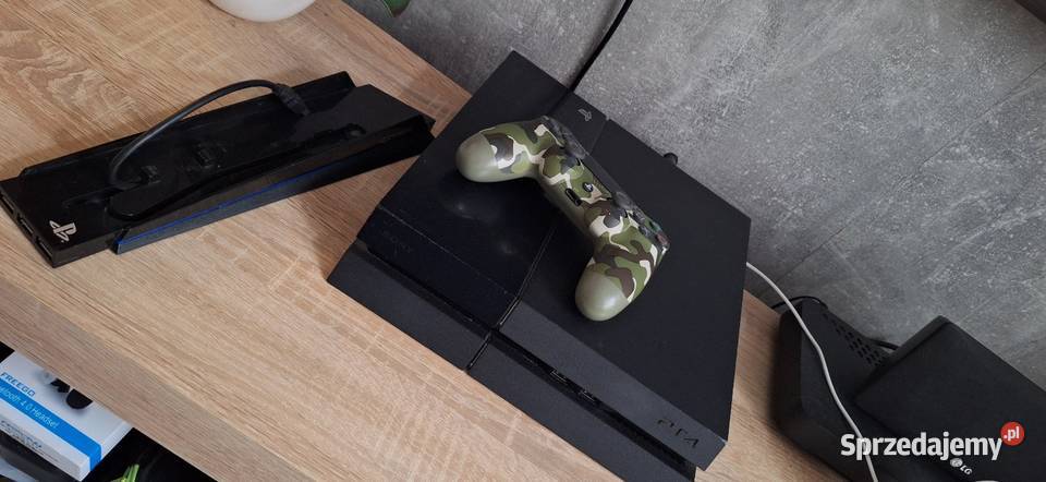 Konsola Sony PlayStation 4 Poznań sprzedam