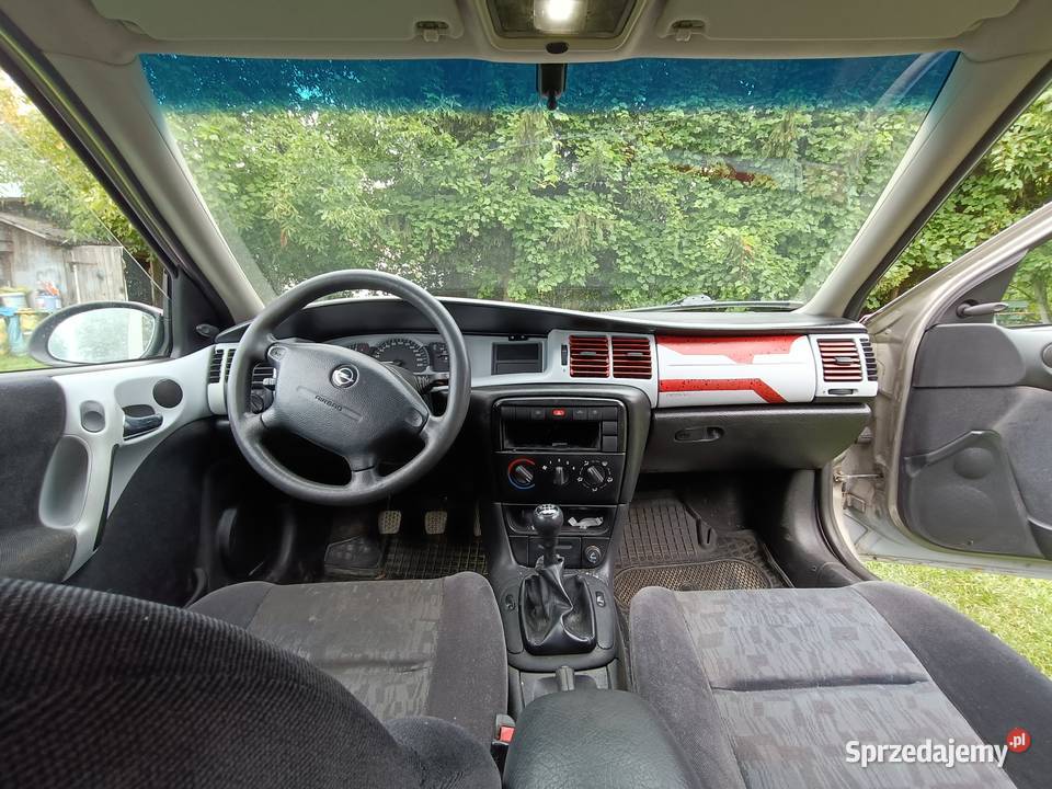 Opel Vectra 16 dwa komplety opon alufelgi lubelskie Tomaszów Lubelski