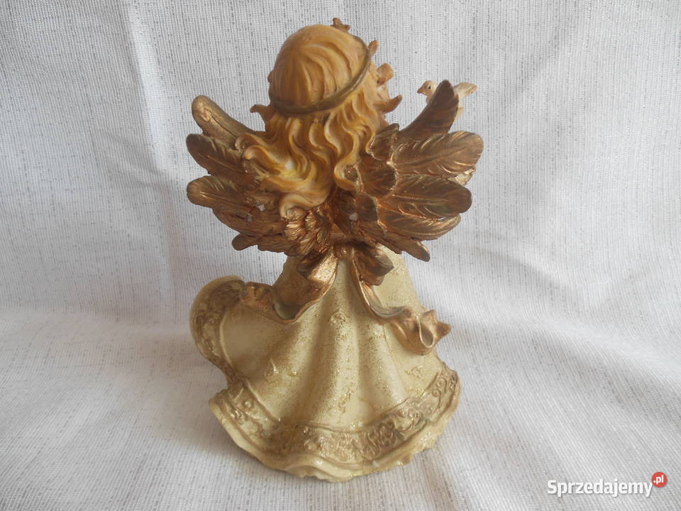 Figurka aniołek z gołąbkiem z tworzywa świętokrzyskie Kielce