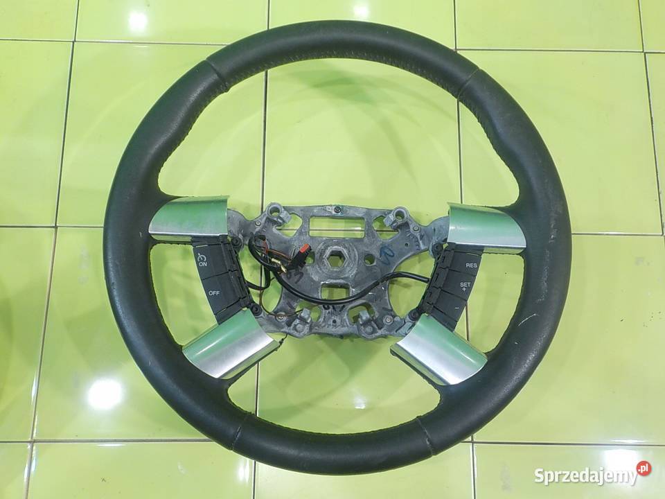 FORD KUGA MK1 20 TDCI 11r 5D kierownica Suków