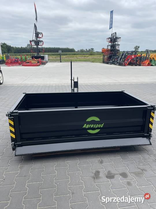 Skrzynia transportowa 185m tuz przódtył Zabłocie