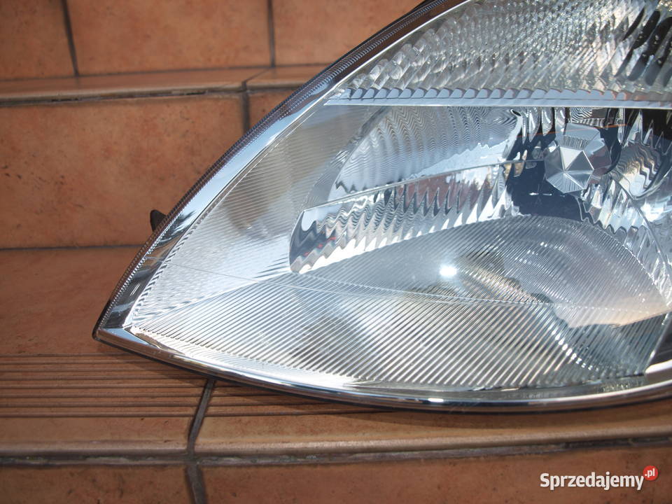 Ford Fiesta Mk6 lampa lewa przód zwykła 2002 Kalisz
