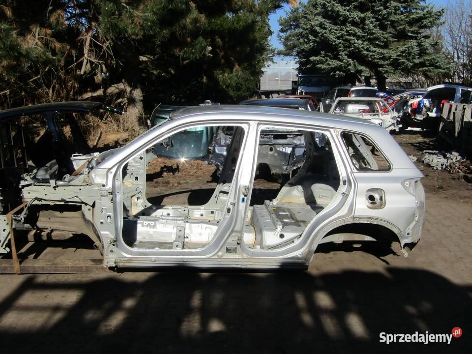 PRÓG SŁUPEK LEWY LEWA BOK ZCC SUZUKI VITARA III