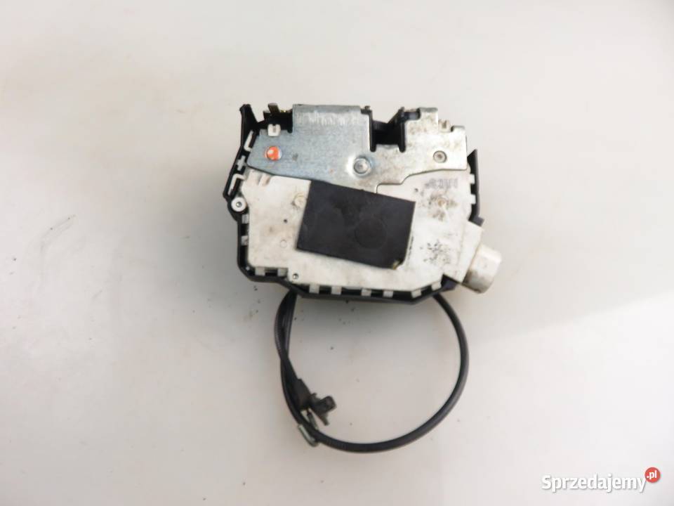 ZAMEK LEWY PRZEDNI LAND ROVER FREELANDER osobowe małopolskie