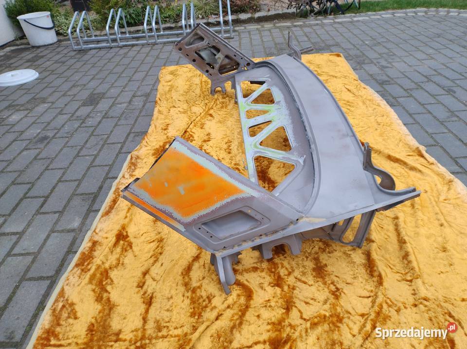 Fiat 125p klasyk wąski wlot słupek C podszybie części blacharskie Olesno