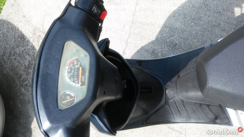 Sprzedam skutera 50 2010r mały przebieg Rok produkcji 2010 Rawicz sprzedam