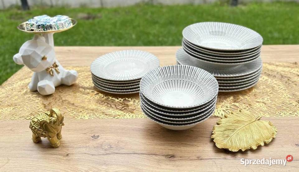 189 Serwis obiadowy 24 elementy kropki Zabrze