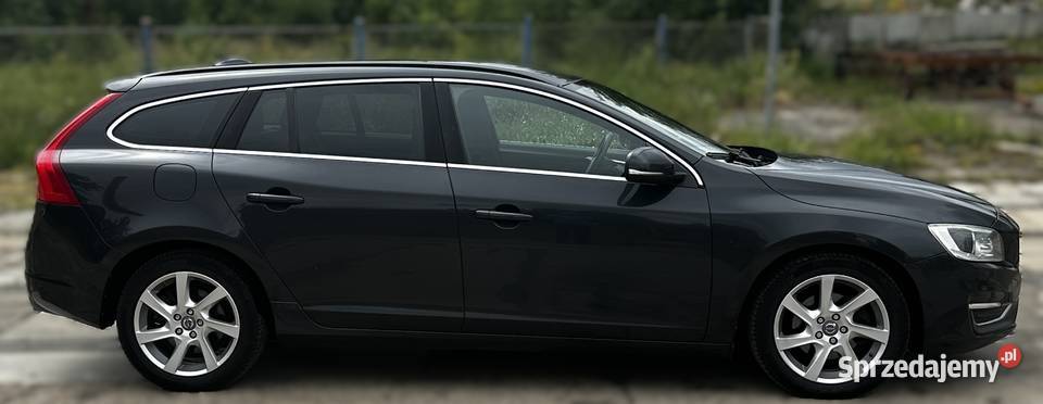 Volvo V60 I 20 20D 181 Momnetum klima nawigacja Stargard