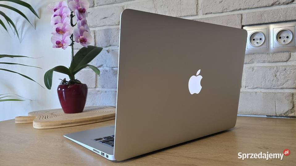 MakBook Air 13 Włocławek