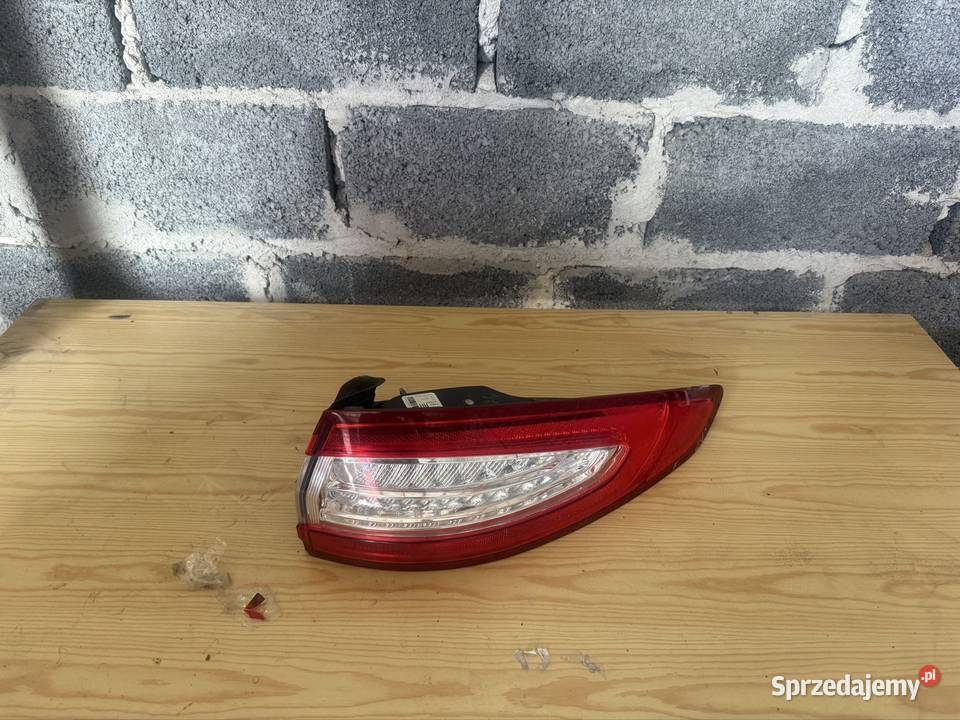 Lampa tylnia ford Mondeo przedlift