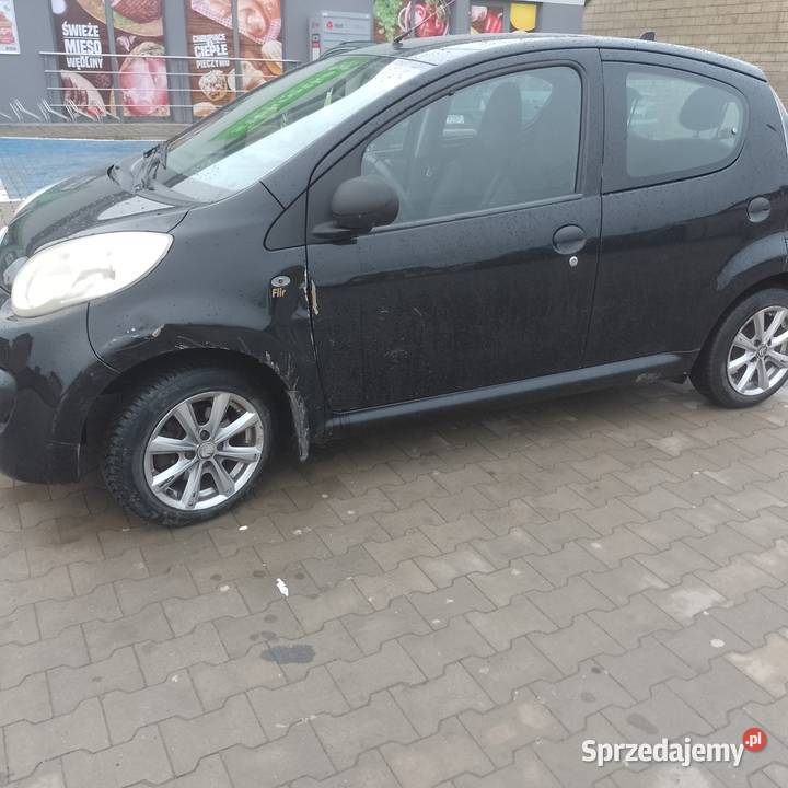 Citroen C1 10 benzyna przegląd oc do marca Starachowice sprzedam