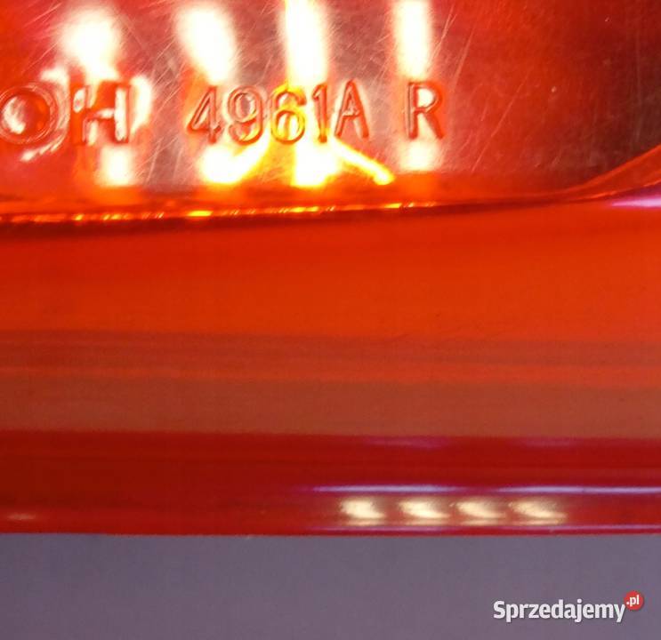 LAMPA PRAWA TYLNA PRAWY TYŁ INFINITI FX35 FX45 osobowe Nowy Tomyśl