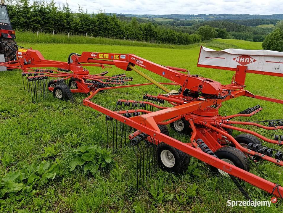 Zgrabiarka dwukaruzelowa kuhn ga 6522