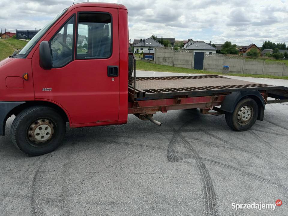 Peugeot boxer 28hdi autolaweta laweta Kielce