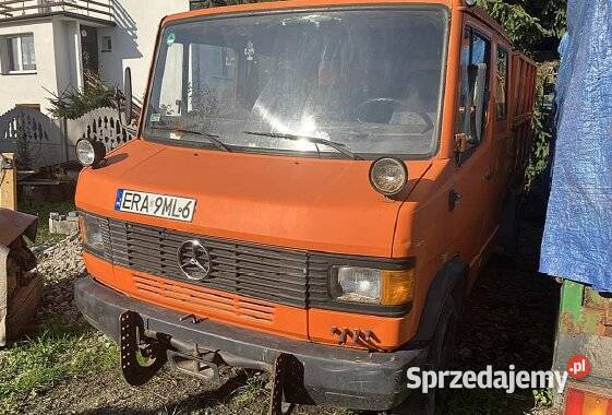 Mercedesbenz 510 sprzedaż syndyka Częstochowa
