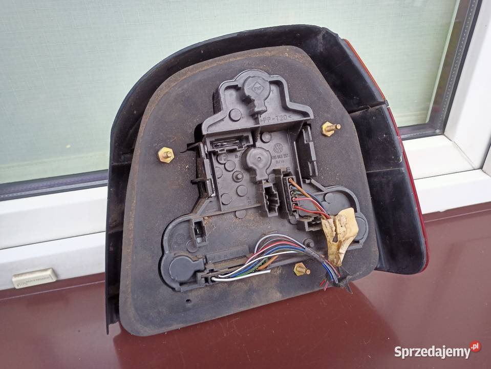 VW Golf MK3 III lampa tył tylna lewa wkład Sieradz