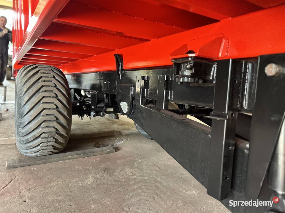 Przyczepa ze ścianą przesuwna Agrotechnology