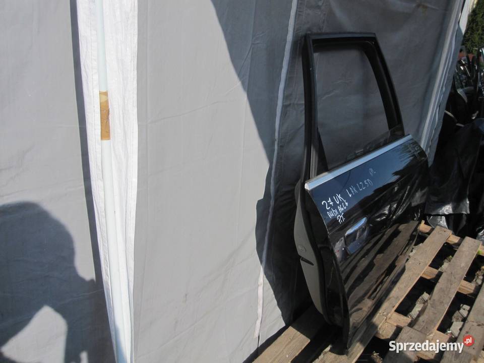 AUDI A6 C6 07r drzwi prawe tył kompletne osobowe sprzedam