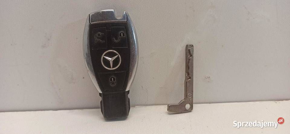 MERCEDES W205 KLUCZUK PILOT