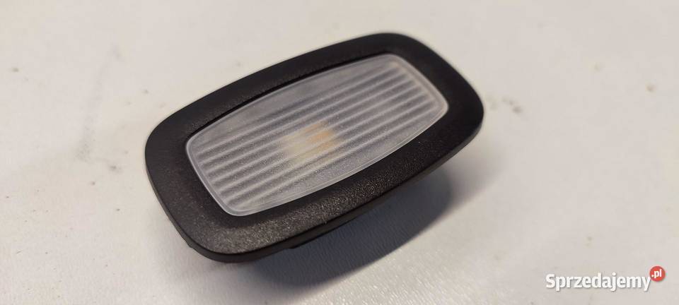 MERCEDES GLC W253 X253 LAMPKA KABINY A0009063105