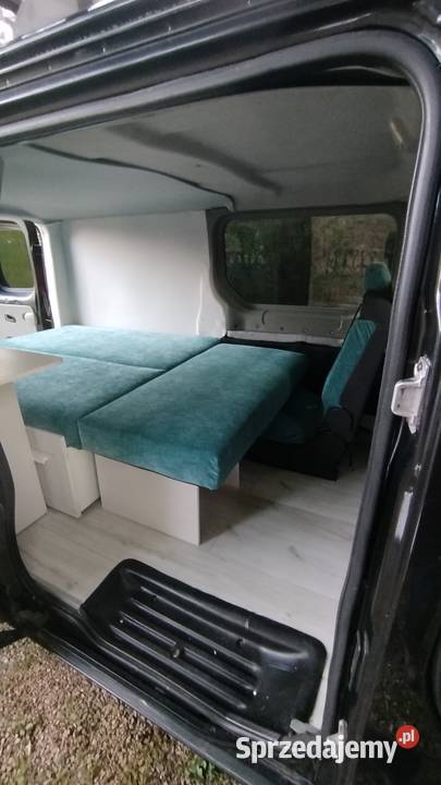 CamperKamper zabudowa kempingowaturystyczna busa