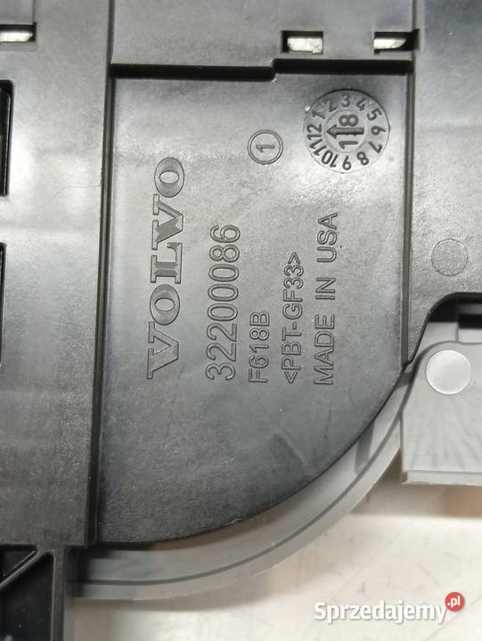 KLEMA PLUS AKUMULATORA 31473767 Volvo S60 III sprzedam